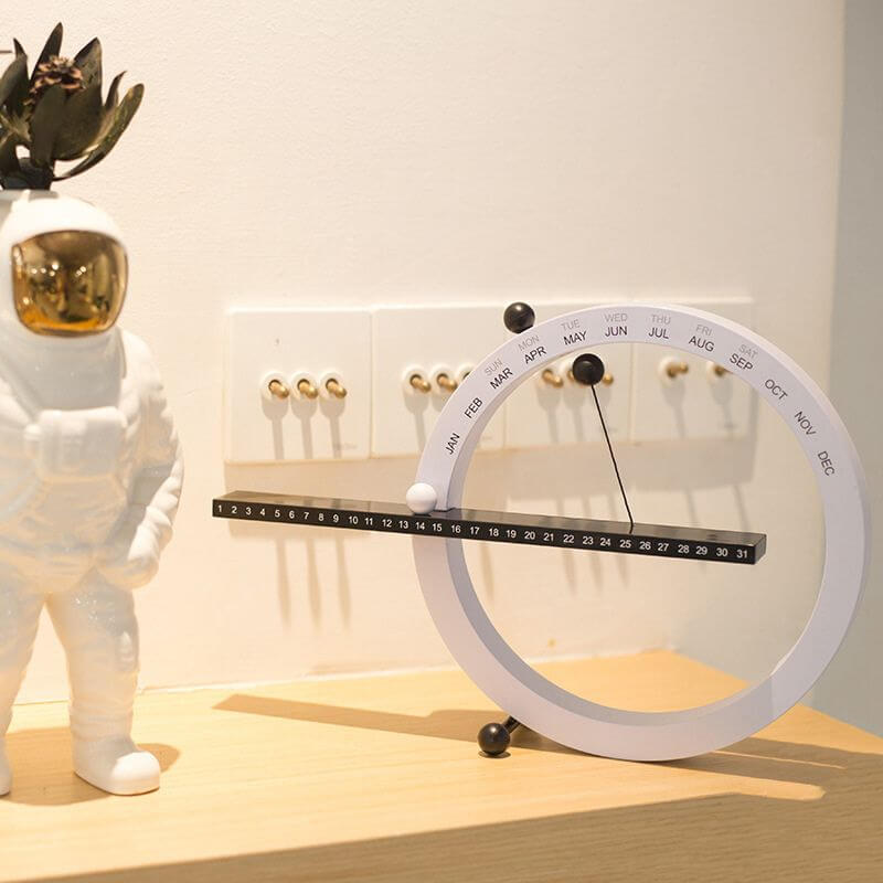 Magnetic Perpetual Calendar