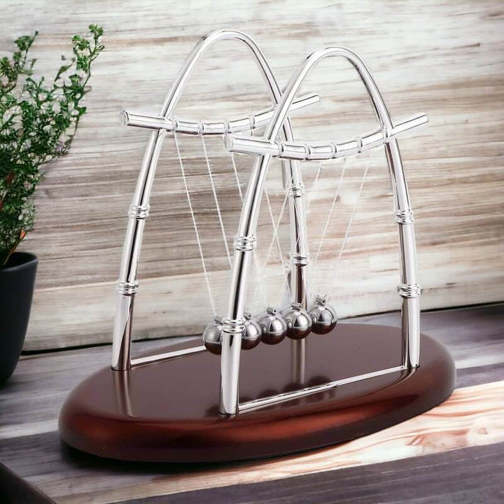 Vintage Newton’s Cradle Design